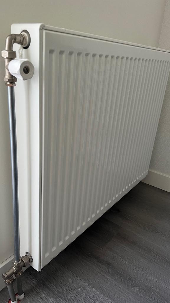 CV Radiatoren, Doe-het-zelf en Verbouw, Verwarming en Radiatoren, Zo goed als nieuw, Radiator, Ophalen