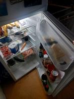 Koelkast + ijskast / fridge and freezer, 200 liter of meer, Zo goed als nieuw, 45 tot 60 cm, Met vriesvak