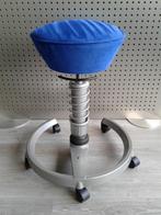1x Aeris Swopper (Tempur) met Wielen (Blauw) Heel Mooi!, Huis en Inrichting, Bureaustoelen, Blauw, Ophalen of Verzenden, Zo goed als nieuw