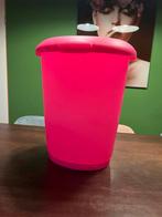 Voerton, past een grote zak voer in, Ophalen, Hond