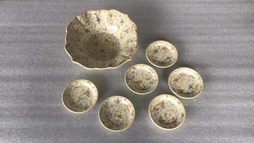 Schaal voor nootjes, met 6 kleine schaaltjes, Ophalen of Verzenden