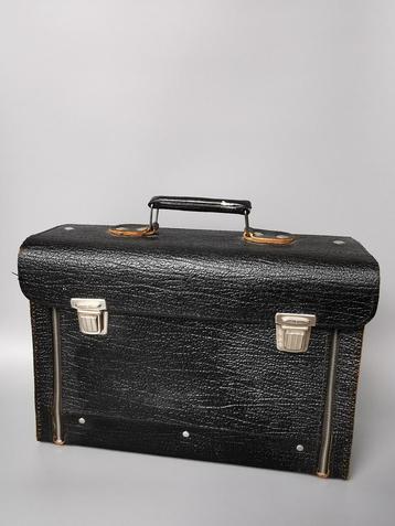 Vintage leren werk koffer merk Klein  beschikbaar voor biedingen
