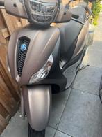 Piaggio Medley 125cc - Scooter, Fietsen en Brommers, Snorfietsen en Snorscooters, Ophalen of Verzenden, Gebruikt, Benzine, Piaggio