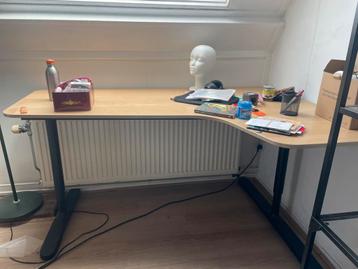 Ikea hoekbureau bekant - afbeelding 1
