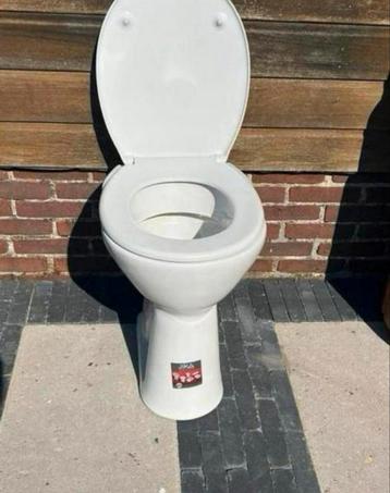 Jika wc pot wc toilet pot van het merk jika beschikbaar voor biedingen
