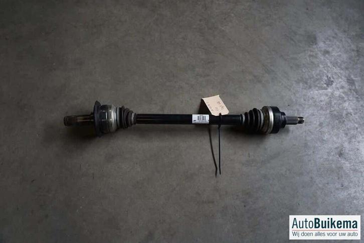 Origineel BMW 2-Serie F22 Aandrijfas rechts, Auto-onderdelen, Transmissie en Toebehoren, BMW, Gebruikt, Ophalen of Verzenden