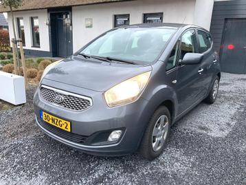 Kia Venga 1.4 CVVT 90pk 5 Deurs, Airco, Cruise, Trekhaak beschikbaar voor biedingen