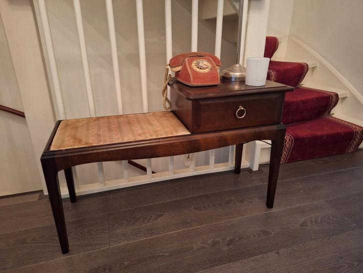 Vintage brocante notenhout telefoonbankje Halbankje, Huis en Inrichting, Overige Huis en Inrichting, Gebruikt, Ophalen of Verzenden