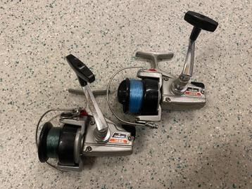 2 stuks Daiwa 1050 molens beschikbaar voor biedingen