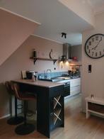 Bartafel met wijnrek en lade, Ophalen, Gebruikt, Inclusief barstoelen