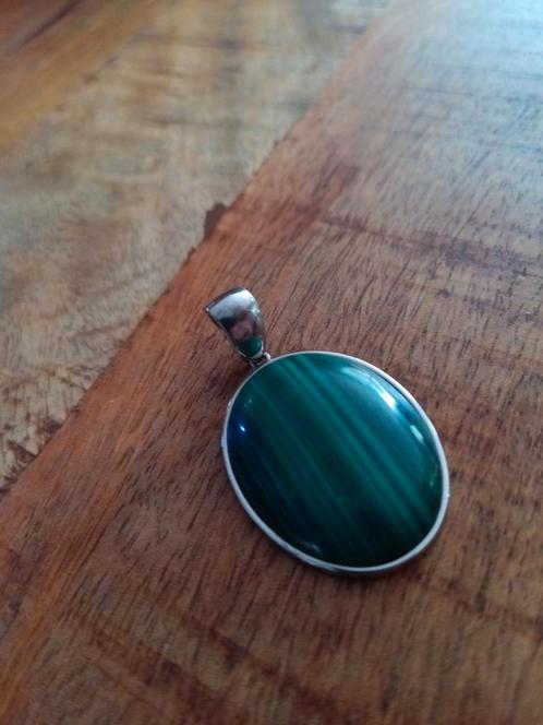 Zilveren kettinghanger met malachiet, Sieraden, Tassen en Uiterlijk, Kettinghangers, Zo goed als nieuw, Zilver, Groen, Overige voorstellingen