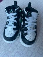 Nike Air Jordan 1 Mid Alt - Maat 23, Kinderen en Baby's, Kinderkleding | Schoenen en Sokken, Ophalen of Verzenden, Zo goed als nieuw