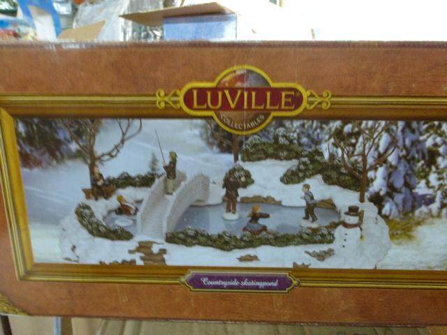 luville Countryside Skatingpond kerstdorp schaatsbaan kerst, Diversen, Kerst, Zo goed als nieuw, Ophalen of Verzenden