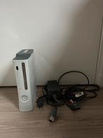 Xbox 360 zonder controllers, met voeding., Spelcomputers en Games, Spelcomputers | Xbox 360, Gebruikt, Ophalen