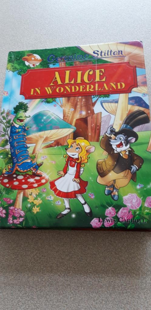 Geronimo Stilton - Alice in Wonderland, Boeken, Kinderboeken | Jeugd | onder 10 jaar, Zo goed als nieuw, Ophalen of Verzenden