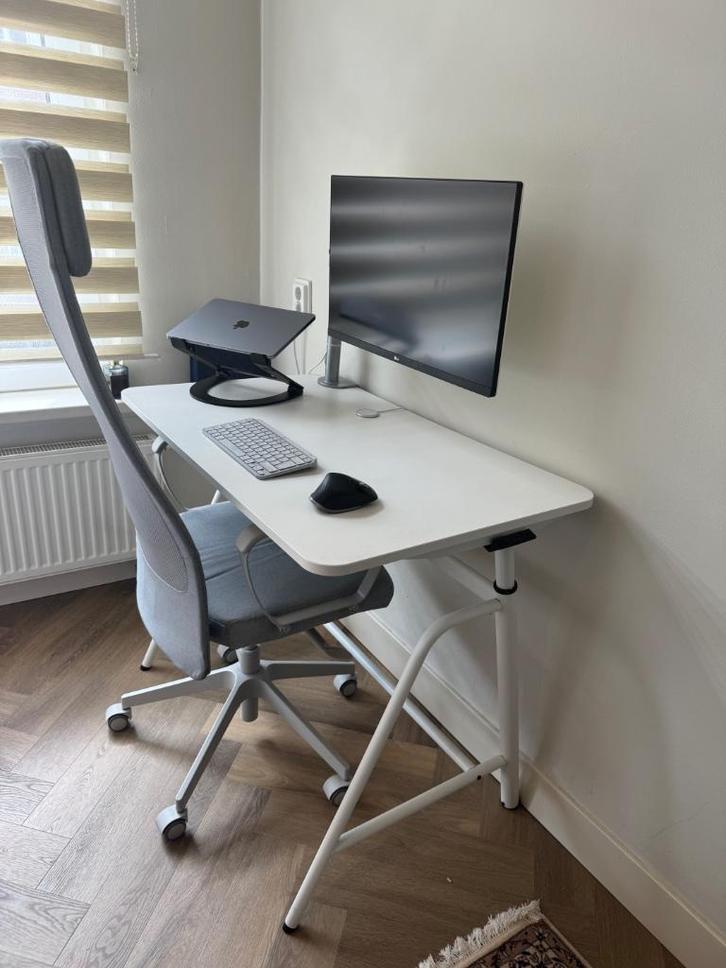 Bureau zit/staan, ZGAN, 50% nieuwprijs, Huis en Inrichting, Bureaus, Zo goed als nieuw, Stabureau, In hoogte verstelbaar, Ophalen
