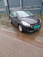 Peugeot 208 1.0 VTI 50KW/68PK 5-D 2014 Zwart neemt olie, Auto's, Peugeot, Te koop, Geïmporteerd, 5 stoelen, Benzine