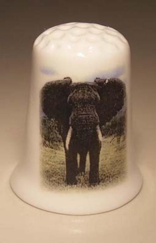 Olifant kijk je aan vingerhoedje, Verzamelen, Vingerhoedjes, Nieuw, Nederland, Porselein, Ophalen of Verzenden