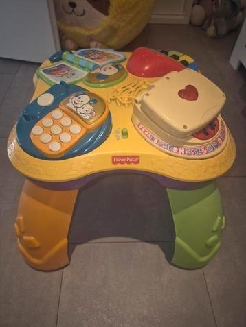 Fisher price speeltafel beschikbaar voor biedingen