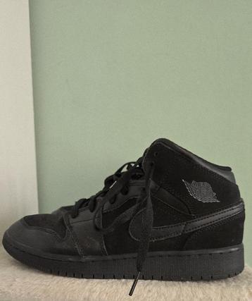 Sneakers | Nike Air Jordan | Zwart beschikbaar voor biedingen