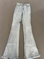 Lichtblauwe flared jeans van Shoeby, maat 27, Kleding | Dames, Spijkerbroeken en Jeans, Verzenden, Zo goed als nieuw, Blauw, W27 (confectie 34) of kleiner