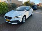 Volvo V40 Cross Country T3, polar & luxury, Auto's, 1498 cc, Zwart, 4 cilinders, 700 kg