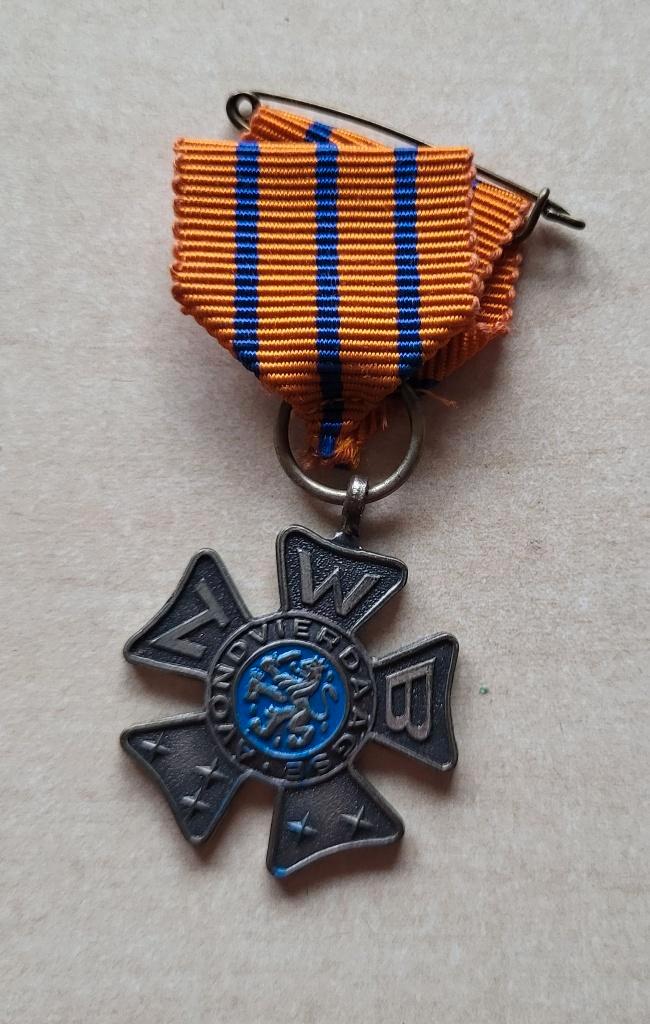 NWB Avondvierdaagse medaille, Postzegels en Munten, Penningen en Medailles, Overige materialen, Ophalen of Verzenden