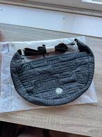 Zwarte Black Bananas schoudertas, Sieraden, Tassen en Uiterlijk, Ophalen of Verzenden, Nieuw, Zwart, Schoudertasje
