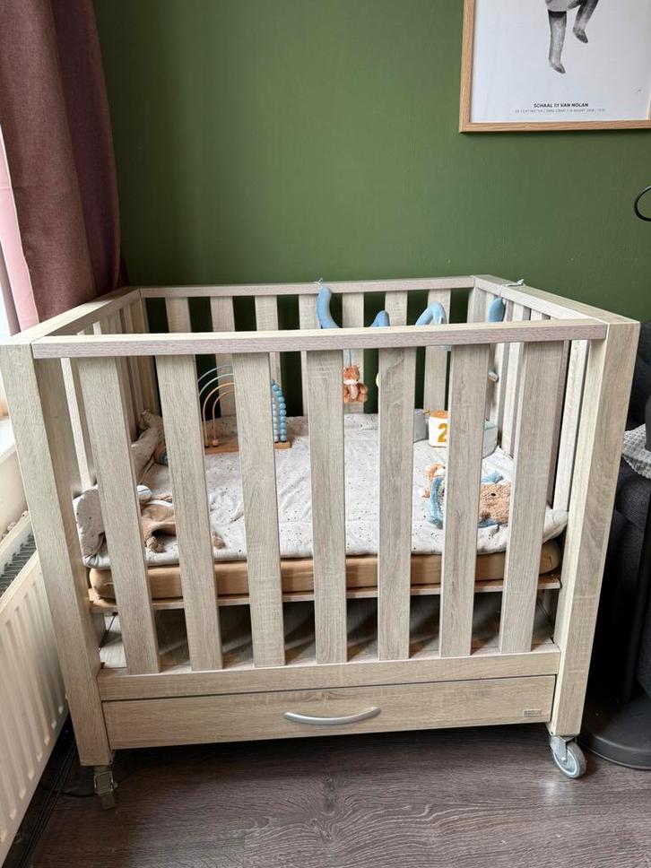 Box twf met lade op wielen, Kinderen en Baby's, Boxen, Zo goed als nieuw, Boxkleed, Ophalen