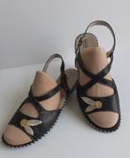 Mooie zwart leren sandalen 41, Zwart, Zo goed als nieuw, Sandalen of Muiltjes, Ophalen of Verzenden