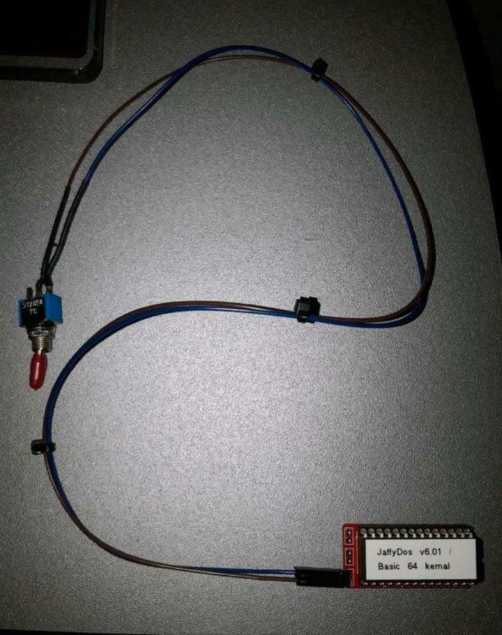 C64 JaffyDos/C64 Basis Kernal Switch, Computers en Software, Vintage Computers, Verzenden