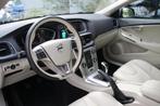 Volvo V40 2.0 T2 Inscription - 122PK - LEDER - 17INCH - NAVI, Voorwielaandrijving, Gebruikt, 4 cilinders, 122 pk
