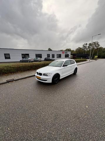 BMW 1-serie 116i AIRCO beschikbaar voor biedingen