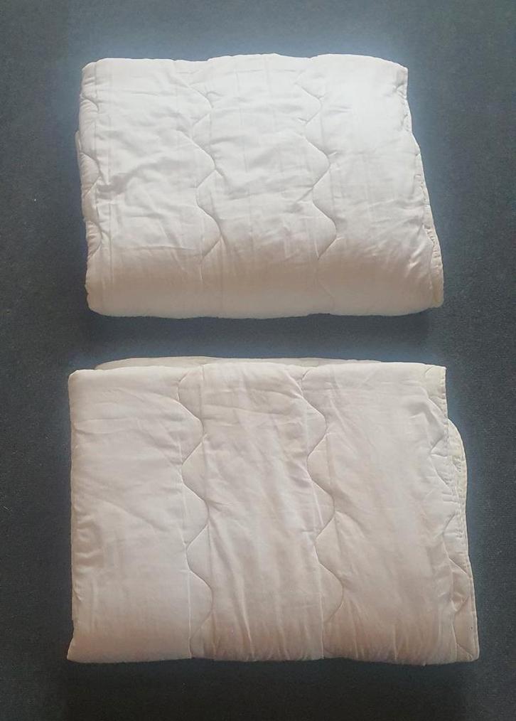 2x eenpersoonsdekbed 140 x 220, Huis en Inrichting, Slaapkamer | Beddengoed, Gebruikt, Deken of Dekbed, Eenpersoons, Wit, Ophalen of Verzenden