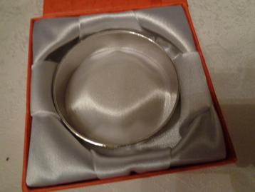 vintage armband van monet nieuw in org doos  beschikbaar voor biedingen