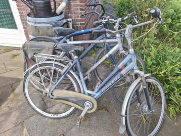 Fietsen (opknappers beschikbaar voor biedingen