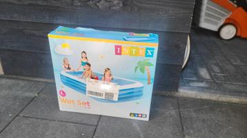 Intex zwembad opblaaszwembad beschikbaar voor biedingen