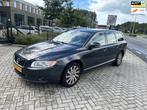 Volvo V70 1.6 T4 Limited Edition 2011! NAVIGATIE! AIRCO!, Auto's, Voorwielaandrijving, 15 km/l, Gebruikt, Zwart