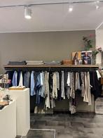 Compleet winkelinventaris hout, inrichting kledingwinkel, Zakelijke goederen, Kantoor en Winkelinrichting | Winkel en Inventaris