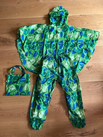 Regenponcho met broek voor kind beschikbaar voor biedingen