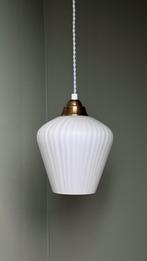 Vintage lam hanglamp plafondlamp pendellamp opaalglas, Ophalen of Verzenden, Gebruikt, Glas, Minder dan 50 cm