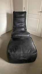 Shabbie Brutus zwart leren fauteuil en Amarone poef, Huis en Inrichting, Ophalen, Zo goed als nieuw, 75 tot 100 cm, 50 tot 75 cm