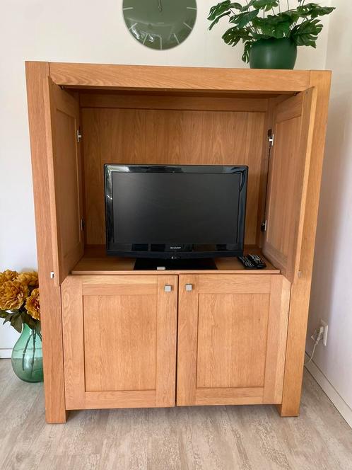 Tv kast massief hout, zsm ophalen in Rotterdam, Huis en Inrichting, Kasten | Televisiemeubels, Gebruikt, 100 tot 150 cm, 100 tot 150 cm