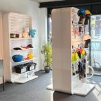 3 prachtige witte hoogglans winkelkasten / slatwall stelling, Huis en Inrichting, Kasten | Stellingkasten, Ophalen, Zo goed als nieuw