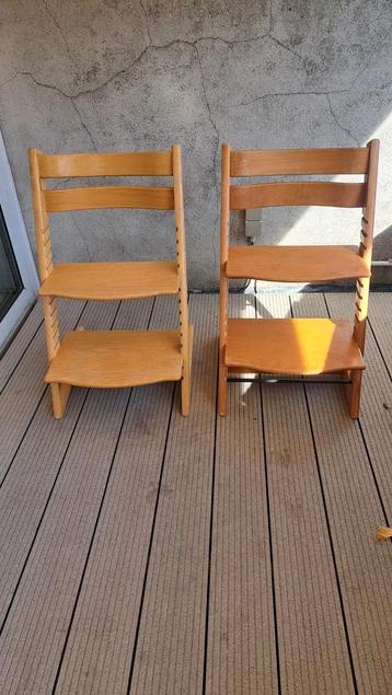 2 Stokke Tripp Trapp Stoelen (Oude Type) beschikbaar voor biedingen