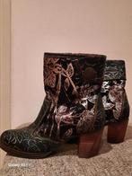 Enkellarsje Laura Vita. Maat 38. Leder., Ophalen of Verzenden, Zo goed als nieuw