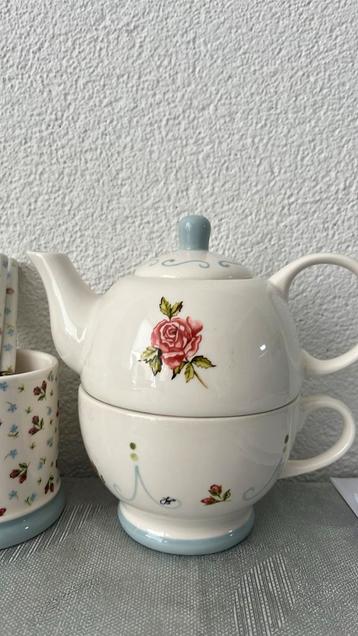 Vintage theeservies set - Tea for one - Douwe Egberts beschikbaar voor biedingen
