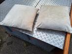 2 beige kussens, Huis en Inrichting, Ophalen of Verzenden, Zo goed als nieuw, Beige, Vierkant