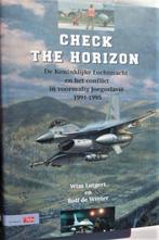 2 BOEKEN KON LUCHTMACHT, JOEGOSLAVIE EN BERLIJN, Verzamelen, Militaria | Algemeen, Verzenden, Luchtmacht, Nederland, Boek of Tijdschrift