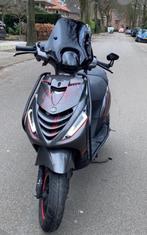 Scooter gezocht onder 200, Fietsen en Brommers, Ophalen of Verzenden, Zo goed als nieuw, Benzine, Overige modellen